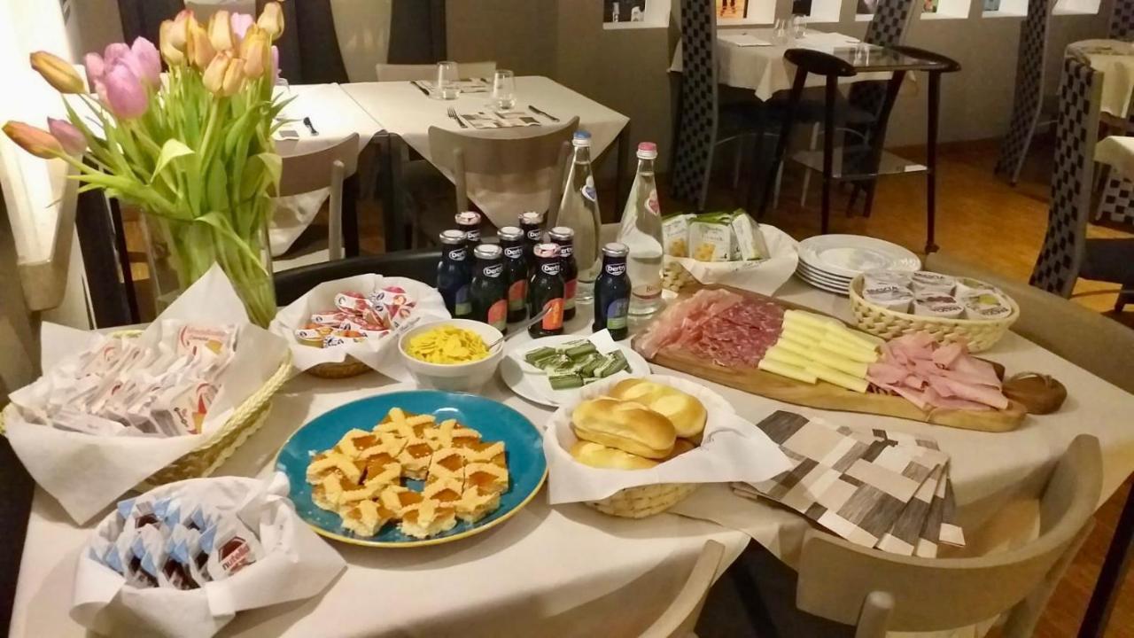 Hotel Elefante Montichiari Dış mekan fotoğraf
